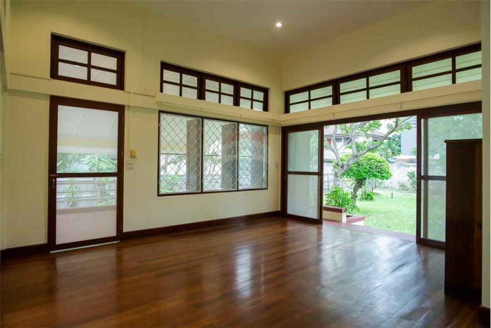 Phaya Thai Second hand single house condo for sale rent